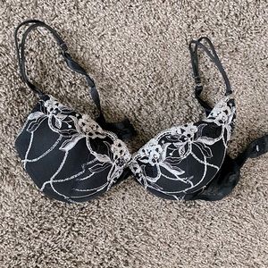 34B Bra
